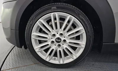 MINI Cooper 2016, 68804 км, за 8125.85 USD