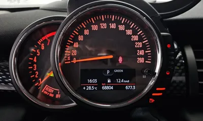 MINI Cooper 2016, 68804 км, за 8125.85 USD - фото 8