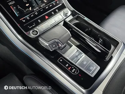 Audi Q8 2021, 49016 км, за 42260.84 USD - фото 9