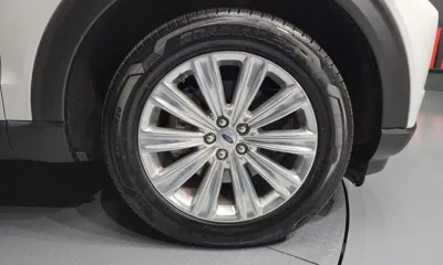 Ford Explorer 2021, 132912 км, за 18260.63 USD