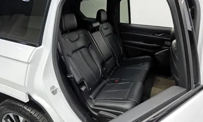 Jeep Cherokee 2022, 81189 км, за 24632.15 USD - фото 12