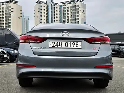 Hyundai Avante 2016, 125637 км, за 6244.71 USD