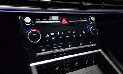 Hyundai Santafe 2024, 28987 км, за 24172.17 USD - фото 16