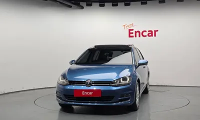 Volkswagen Golf 2015, 59443 км, за 6502.89 USD
