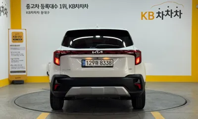 Kia Seltos 2023, 25526 км, за 28751.48 USD