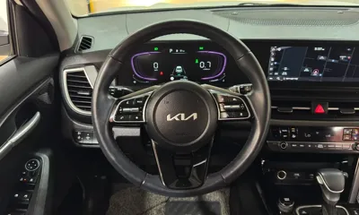 Kia Seltos 2023, 25526 км, за 28751.48 USD - фото 12