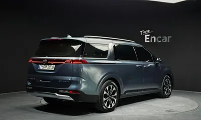 Kia Canival 2021, 115378 км, за 14918.57 USD