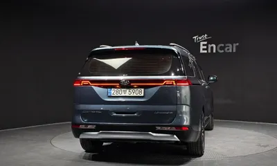 Kia Canival 2021, 115378 км, за 14918.57 USD