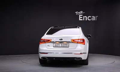 Kia K7 2015, 121324 км, за 5382.7 USD