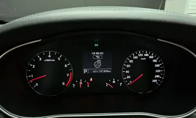 Kia K7 2015, 121324 км, за 5382.7 USD - фото 8