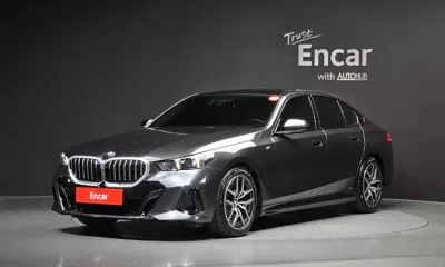 BMW 5-Series · 2024 год