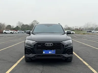 Audi Q5L 2024, 23000 км, за 27714.15 USD
