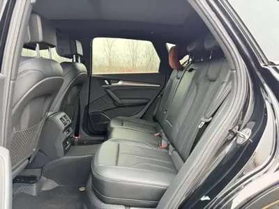 Audi Q5L 2024, 23000 км, за 27714.15 USD - фото 9