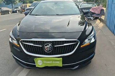 Buick LaCrosse 2018, 100000 км, за 9756 USD
