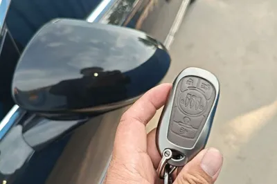 Buick LaCrosse 2018, 100000 км, за 9756 USD - фото 23