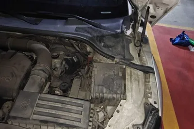 Audi TT 2011, 92700 км, за 7673 USD - фото 22