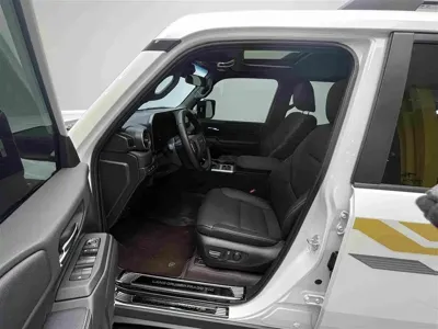 Toyota Prado 2025, 11700 км, за 61770.29 USD - фото 9