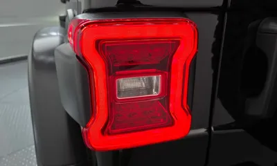 Jeep Wrangler 2025, 5182 км, за 52448.47 USD - фото 23