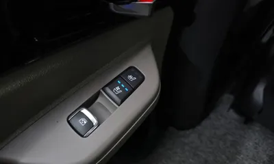 Kia Canival 2024, 44709 км, за 27898.12 USD - фото 29