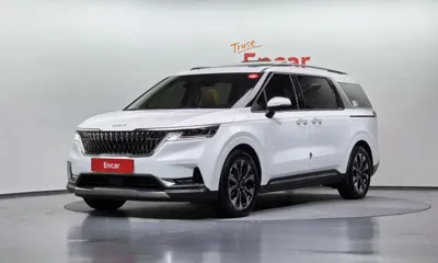 Kia Canival · 2023 год