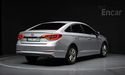 Hyundai Sonata 2015, 192641 км, за 3021.54 USD