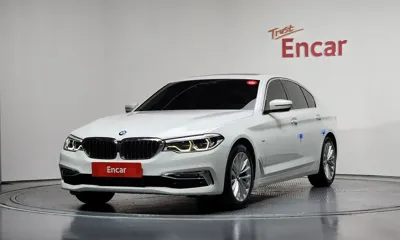 BMW 5-Series · 2018 год