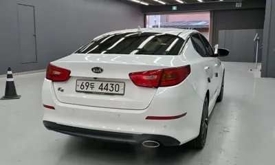 Kia K5 2014, 169848 км, за 3893.91 USD