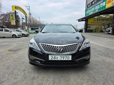 Hyundai Grandeur 2015, 193551 км, за 2940.2 USD