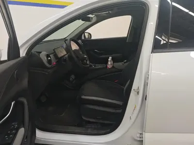 BYD Seal 05 DM-i 2025, 8200 км, за 13801.97 USD - фото 9