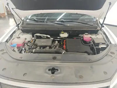 BYD Seal 05 DM-i 2025, 8200 км, за 13801.97 USD - фото 10