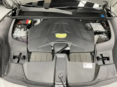 Porsche Cayenne 2022, 31241 км, за 72018.49 USD - фото 6