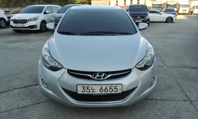 Hyundai Avante 2011, 265676 км, за 1182.34 USD