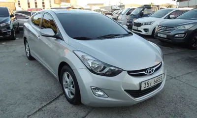 Hyundai Avante 2011, 265676 км, за 1182.34 USD
