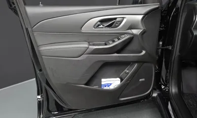 ChevroletGMDaewoo Traverse 2023, 22047 км, за 19404.82 USD - фото 24