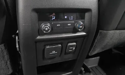 ChevroletGMDaewoo Traverse 2023, 22047 км, за 19404.82 USD - фото 30