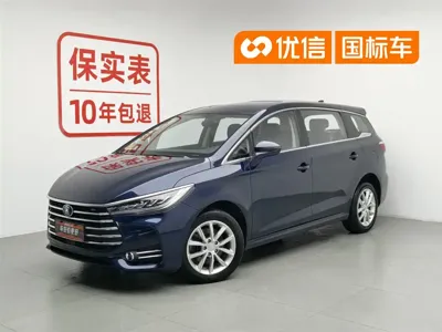 BYD MAX · 2019 год