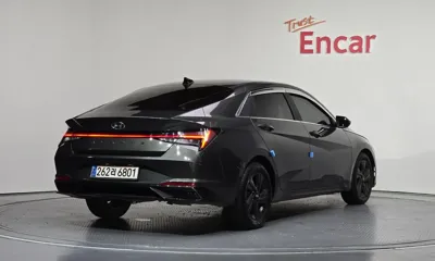 Hyundai Avante 2021, 57567 км, за 10986.15 USD