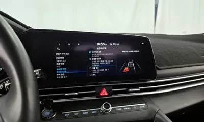 Hyundai Avante 2021, 57567 км, за 10986.15 USD - фото 16