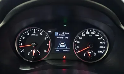 Kia Stonic 2018, 55279 км, за 7739.27 USD - фото 8
