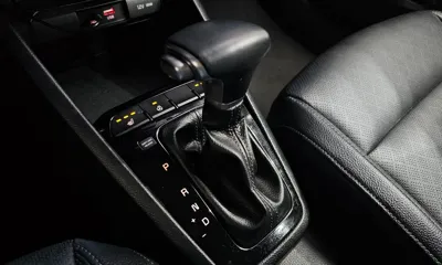 Kia Stonic 2018, 55279 км, за 7739.27 USD - фото 17