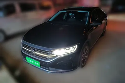 Volkswagen Passat · 2023 год