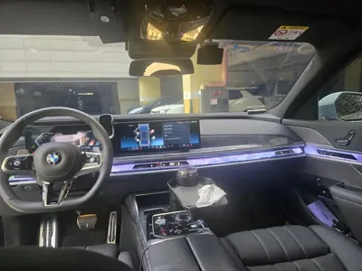 BMW 7-Series 2024, 15001 км, за 78008.16 USD