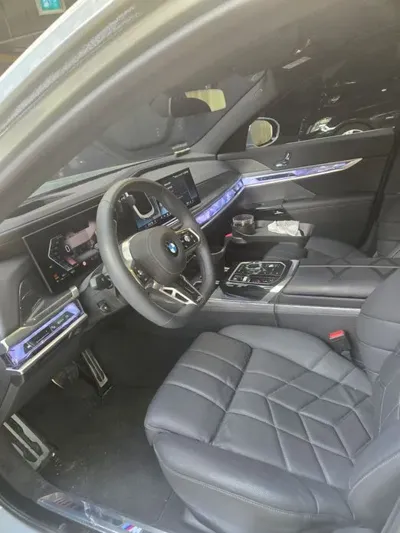 BMW 7-Series 2024, 15001 км, за 78008.16 USD - фото 8