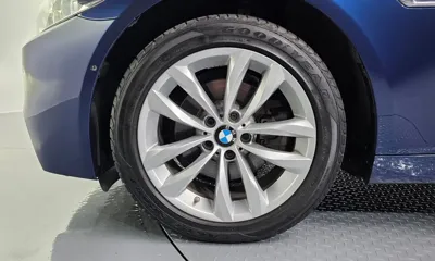 BMW 5-Series 2016, 103907 км, за 10510.32 USD