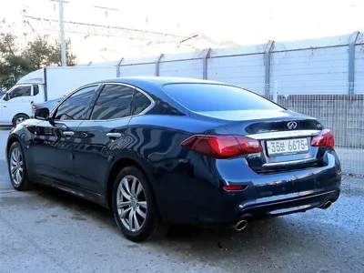 Infiniti Q70 2019, 156367 км, за 5960.26 USD