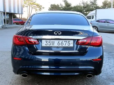 Infiniti Q70 2019, 156367 км, за 5960.26 USD