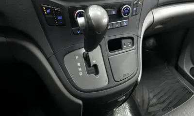 Hyundai Starex 2018, 150273 км, за 8523.29 USD - фото 9