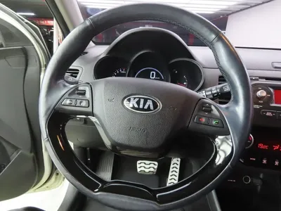 Kia Morning 2015, 60319 км, за 3838.15 USD - фото 8