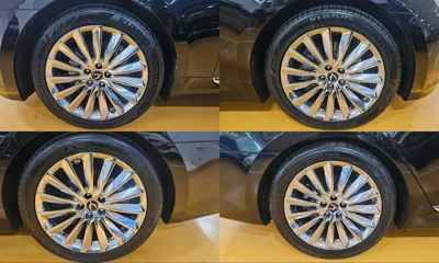 Hyundai Equus 2014, 289755 км, за 3633.88 USD
