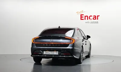 Hyundai Sonata 2020, 141413 км, за 9446.26 USD
